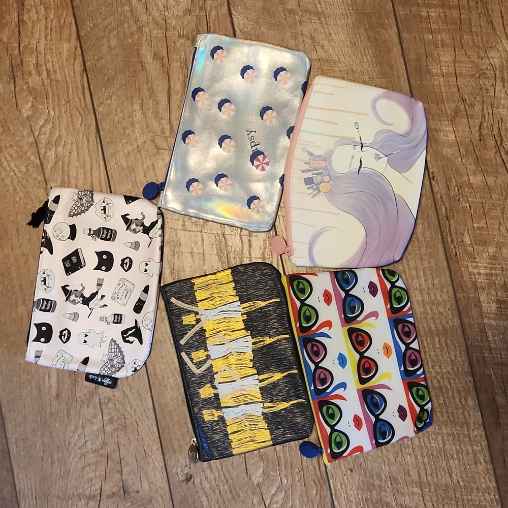 Lot of 5 Ipsy Makeup Bags